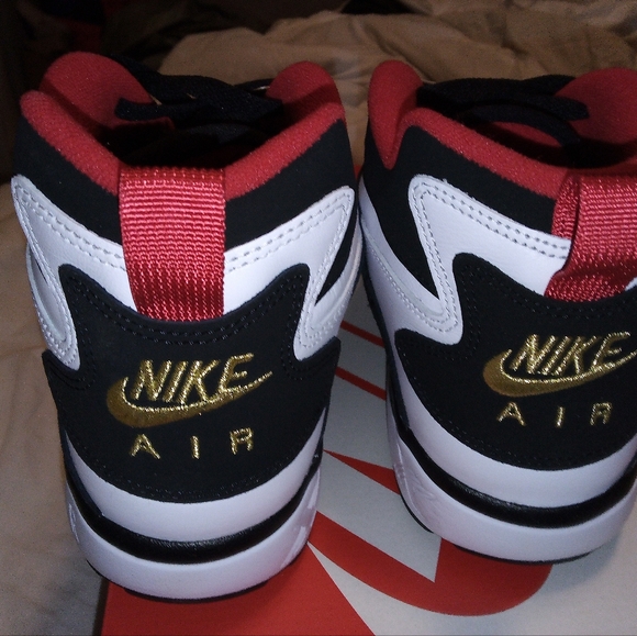 Deion Sanders Diamond Turfs size 13 and 8 - Picture 7 of 9